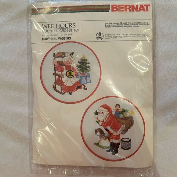 Bernat Vintage Counted Cross Stitch Kit Wee Hours Santa Christmas Craft DIY - Picture 1 of 6